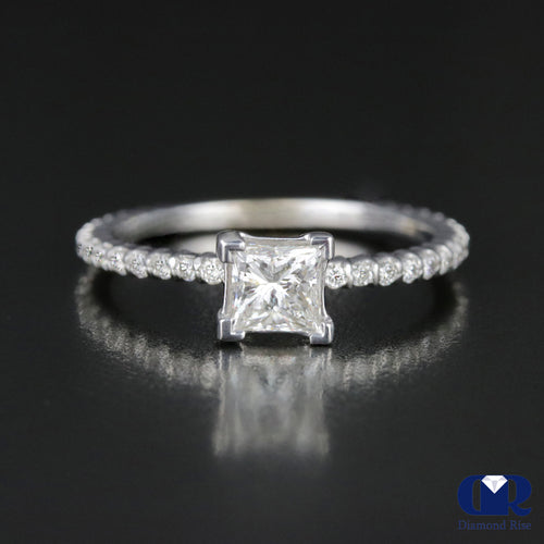 0.90 Carat Princess Cut Diamond Engagement Ring In 14K White Gold