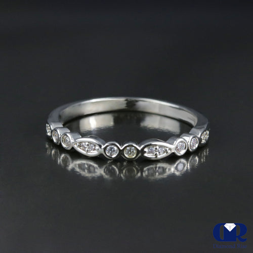 Round Cut Diamond Wedding Ring Band In 14K Gold