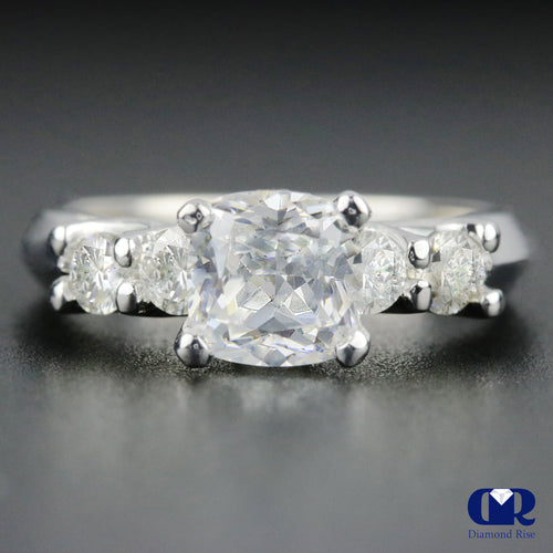 1.45 Carat Radiant Cut Diamond Engagement Ring In Platinum