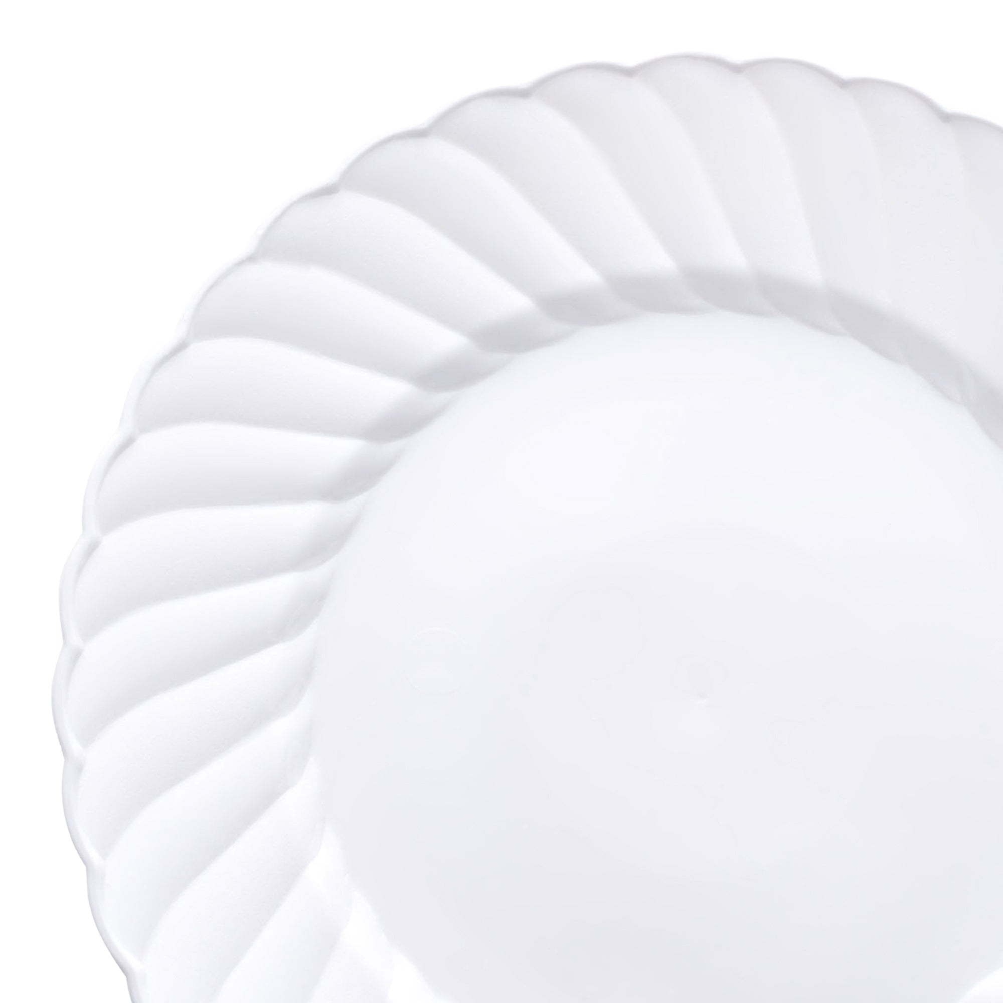 180 Plates, 9 White Flair Plastic Buffet Plates