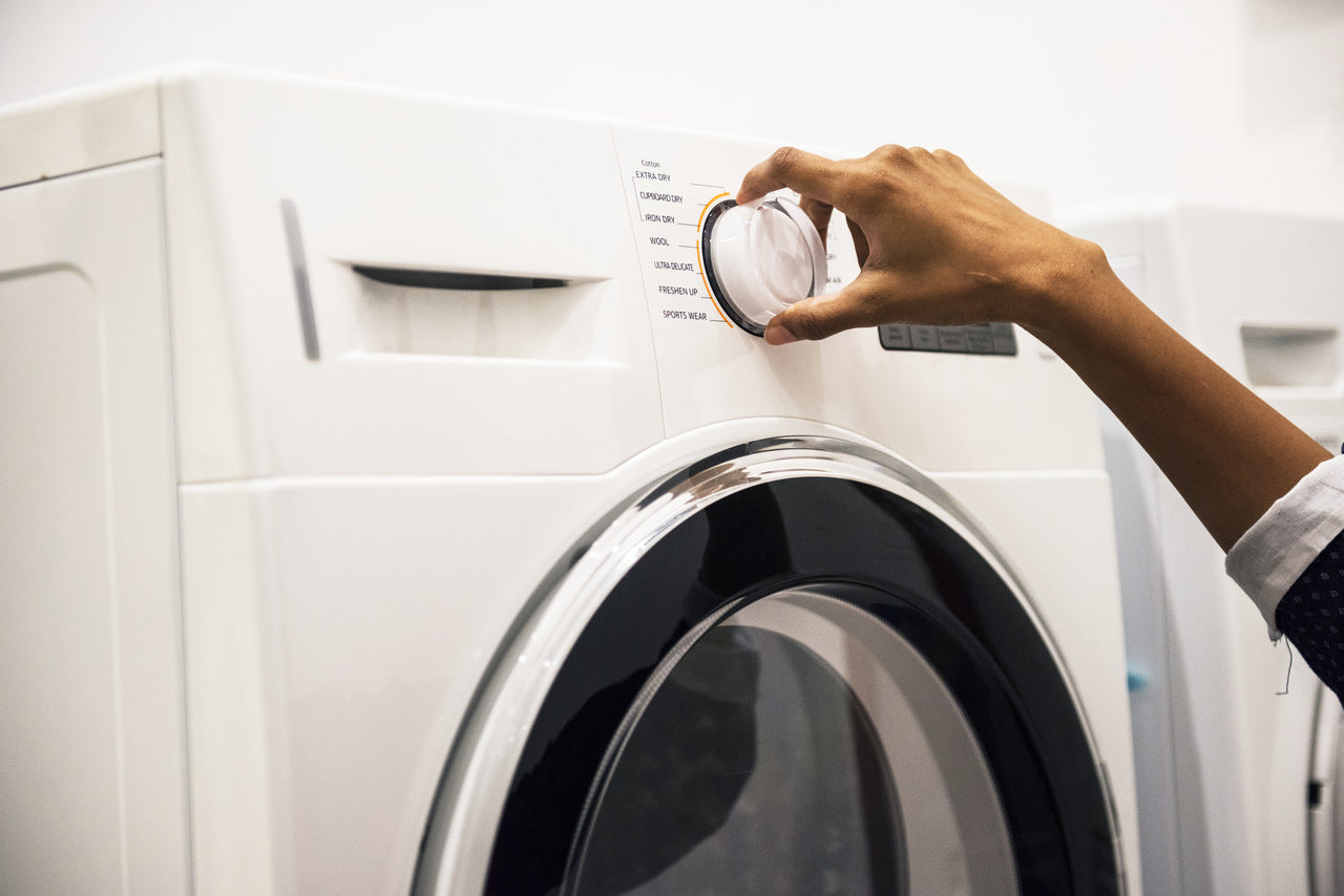 woman-doing-laundry