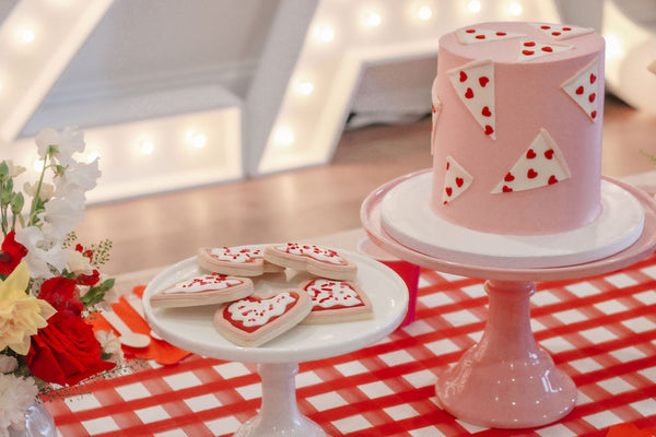 love-you-to-pizzas-valentines-day-party-inspiration-theme-ellie-and-piper-supplies-decorations-boutique