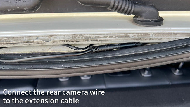 31_Connect_Rear_Camera_Wire