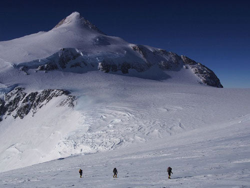 Explore the Majestic Beauty of the Shopify Mountain in Antarctica