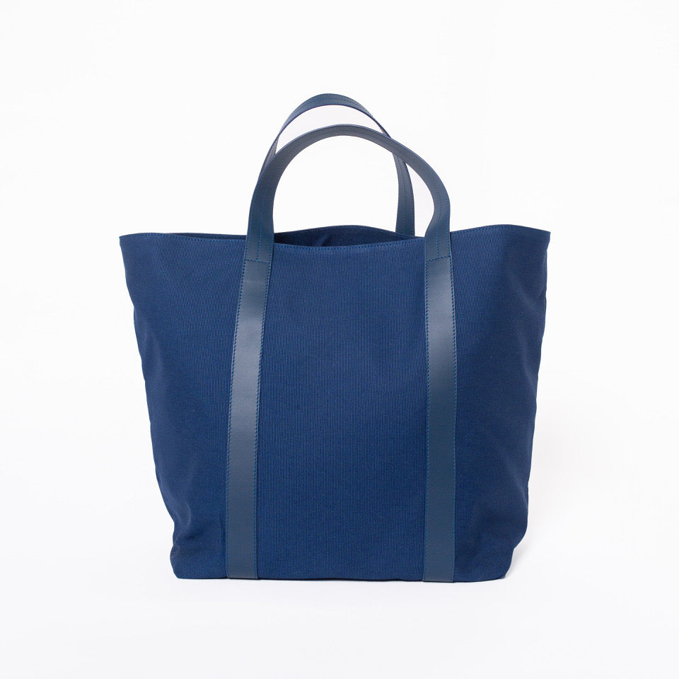 Birdie Tote in Navy