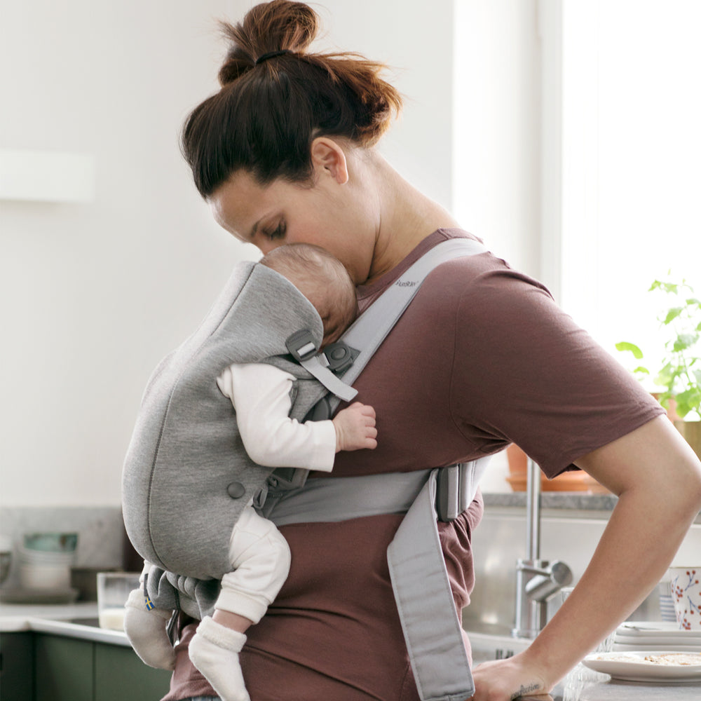 Ergobaby Embrace Newborn Carrier – Baby Grand