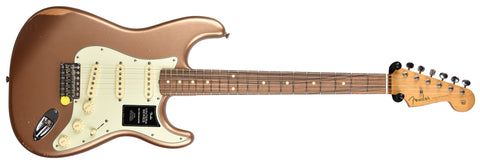 Fender Vintera Stratocaster in Firemist Gold