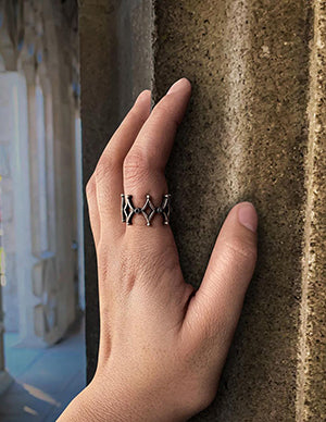 The Gothic Diamonds Ring