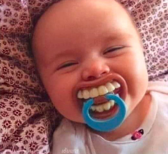 funny-teeth-baby-pacifiers-0081