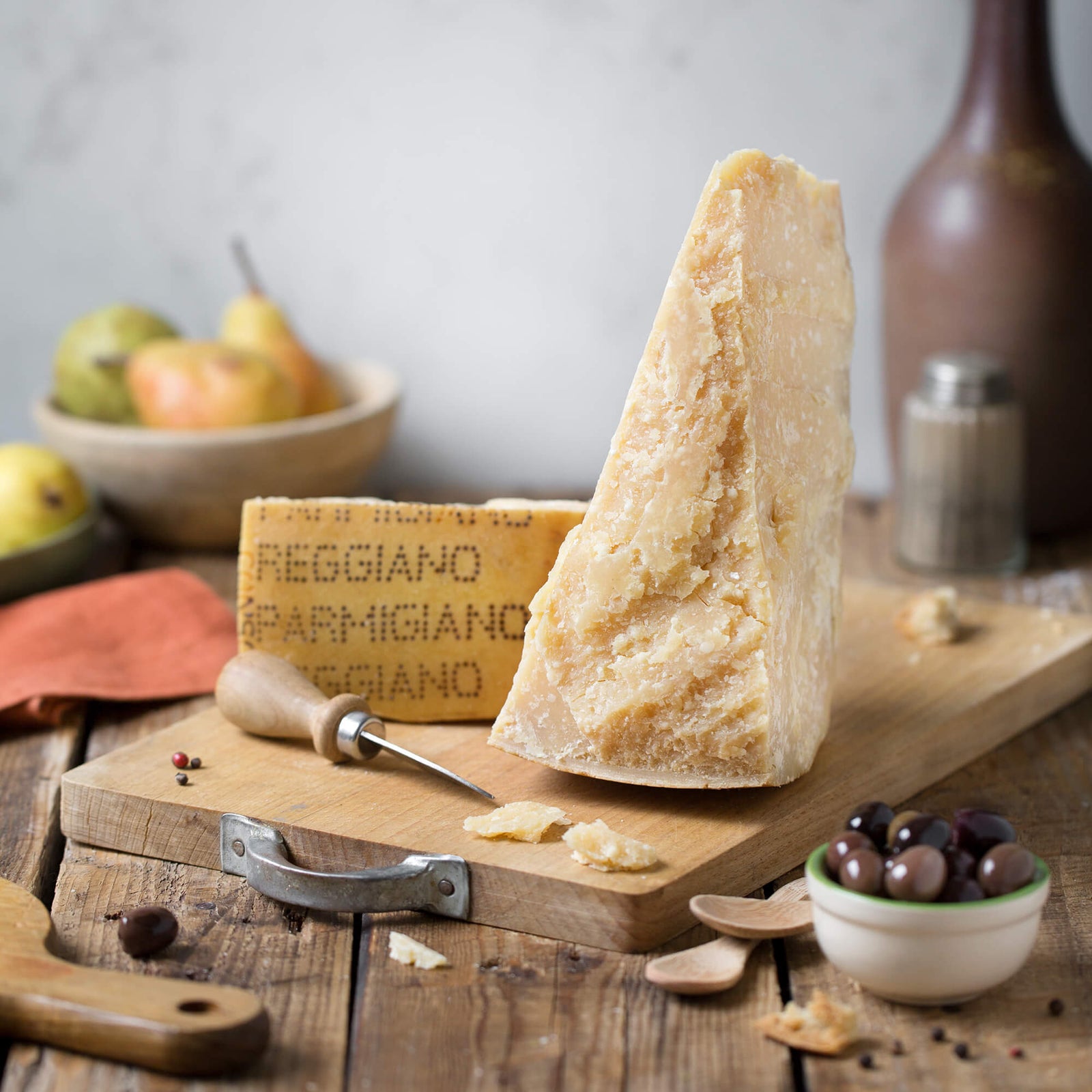 1 Punta Parmigiano Reggiano PDO with Cheese Grater and Knife