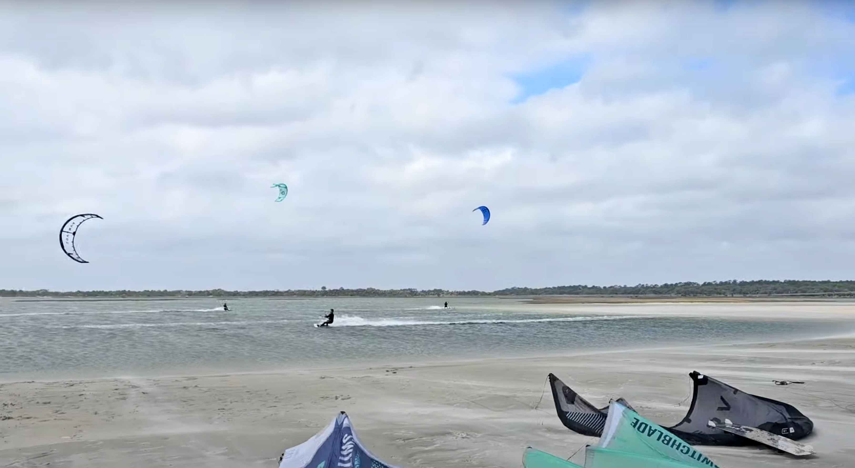 KItesurfing and kiteboarding at Hugenot Park Jacksonville Florida.png__PID:4e64d58e-ac1f-4c61-95e1-35d0fc8e16f0