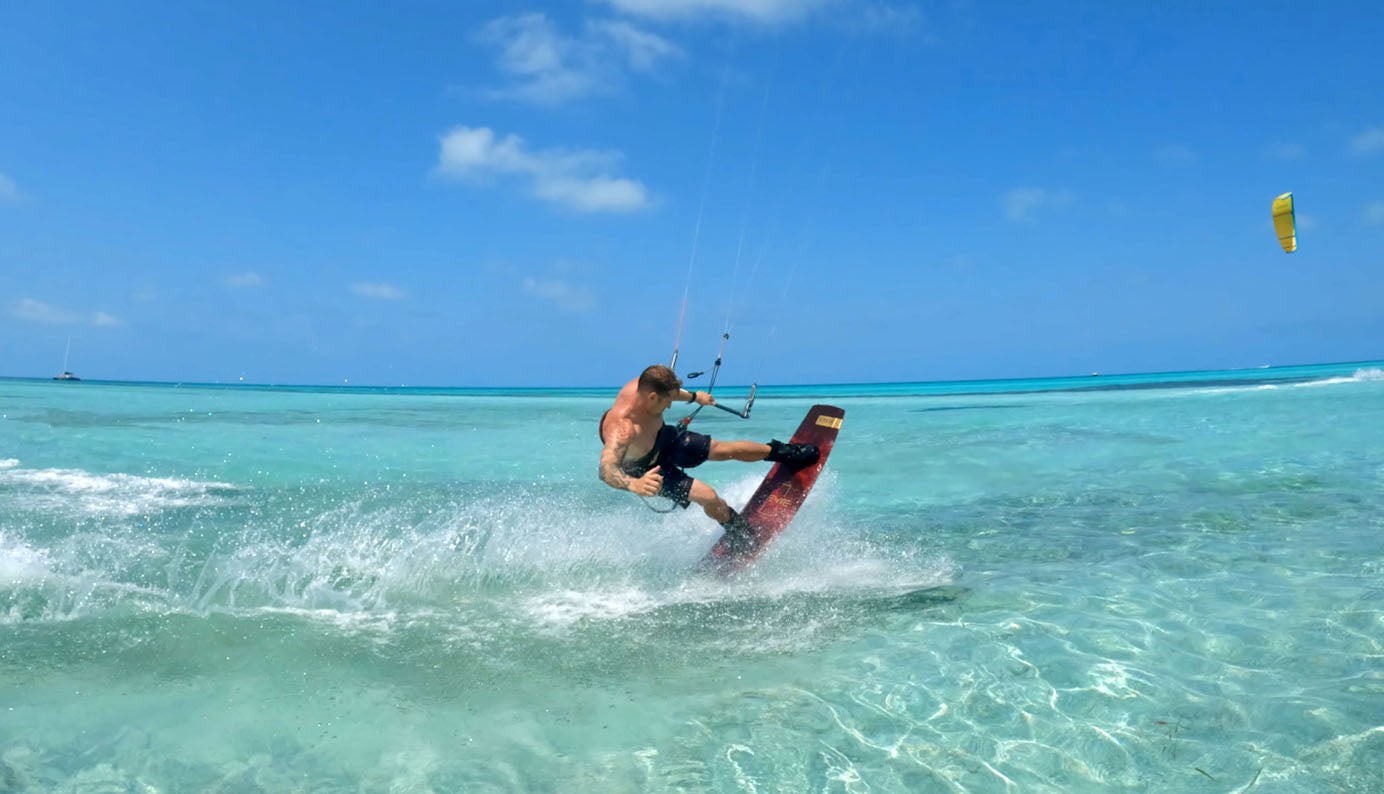 The best beaches to kitesurf Florida.jpg__PID:ee1f4052-c13e-4631-974d-3c5e344b7563