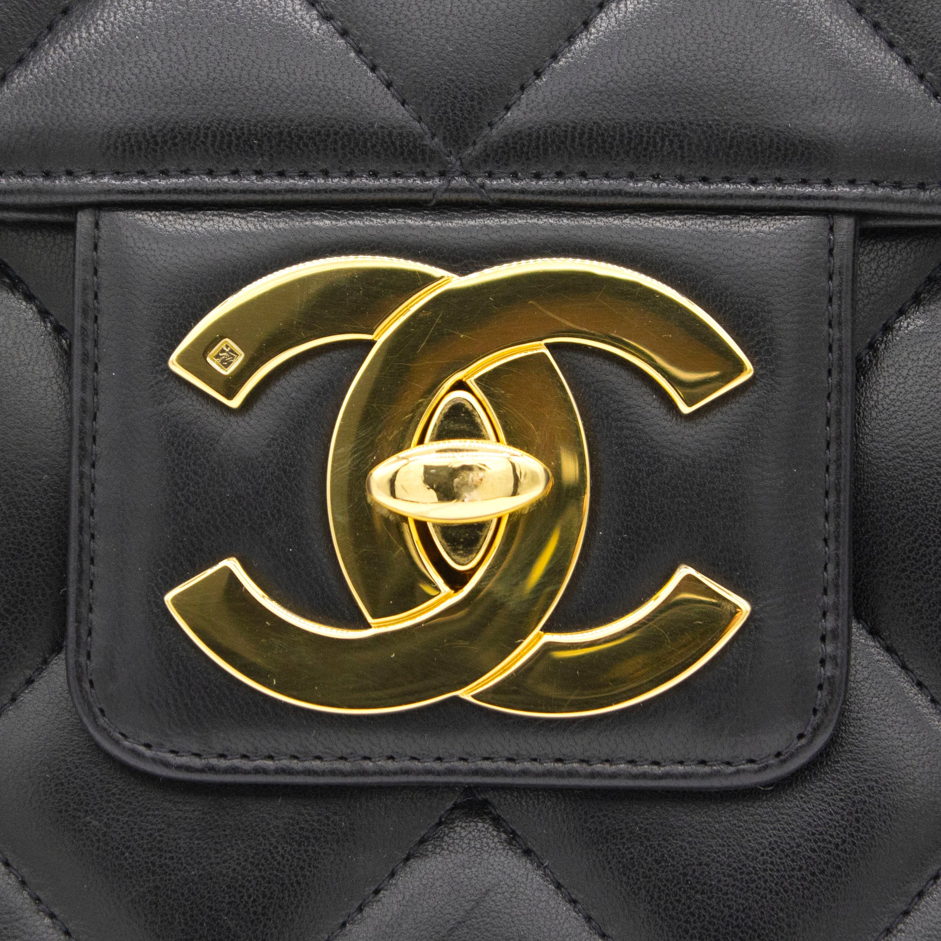 Chanel RARE black patent 90s heart Vanity bag  AWL3373  LuxuryPromise