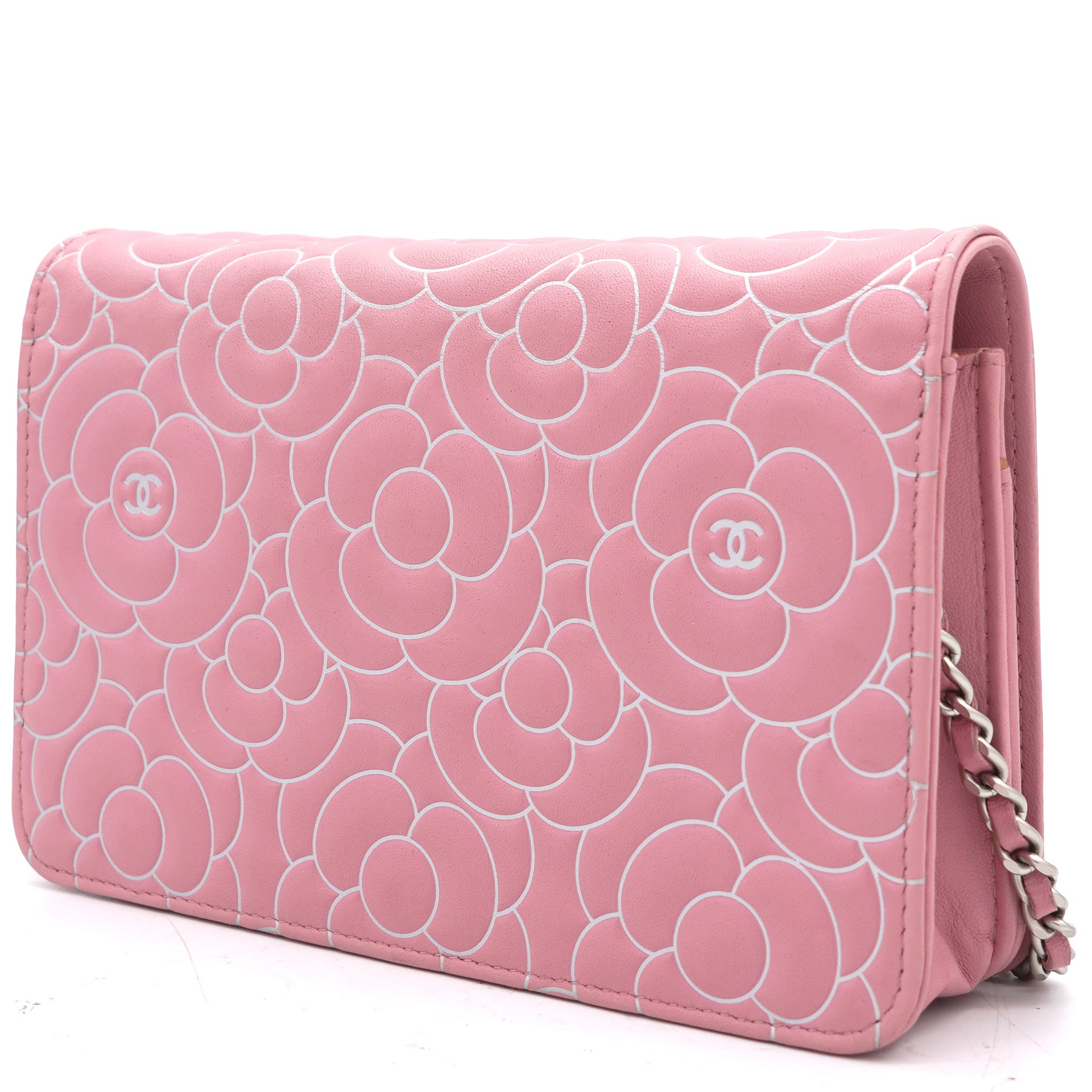 chanel pink camellia wallet