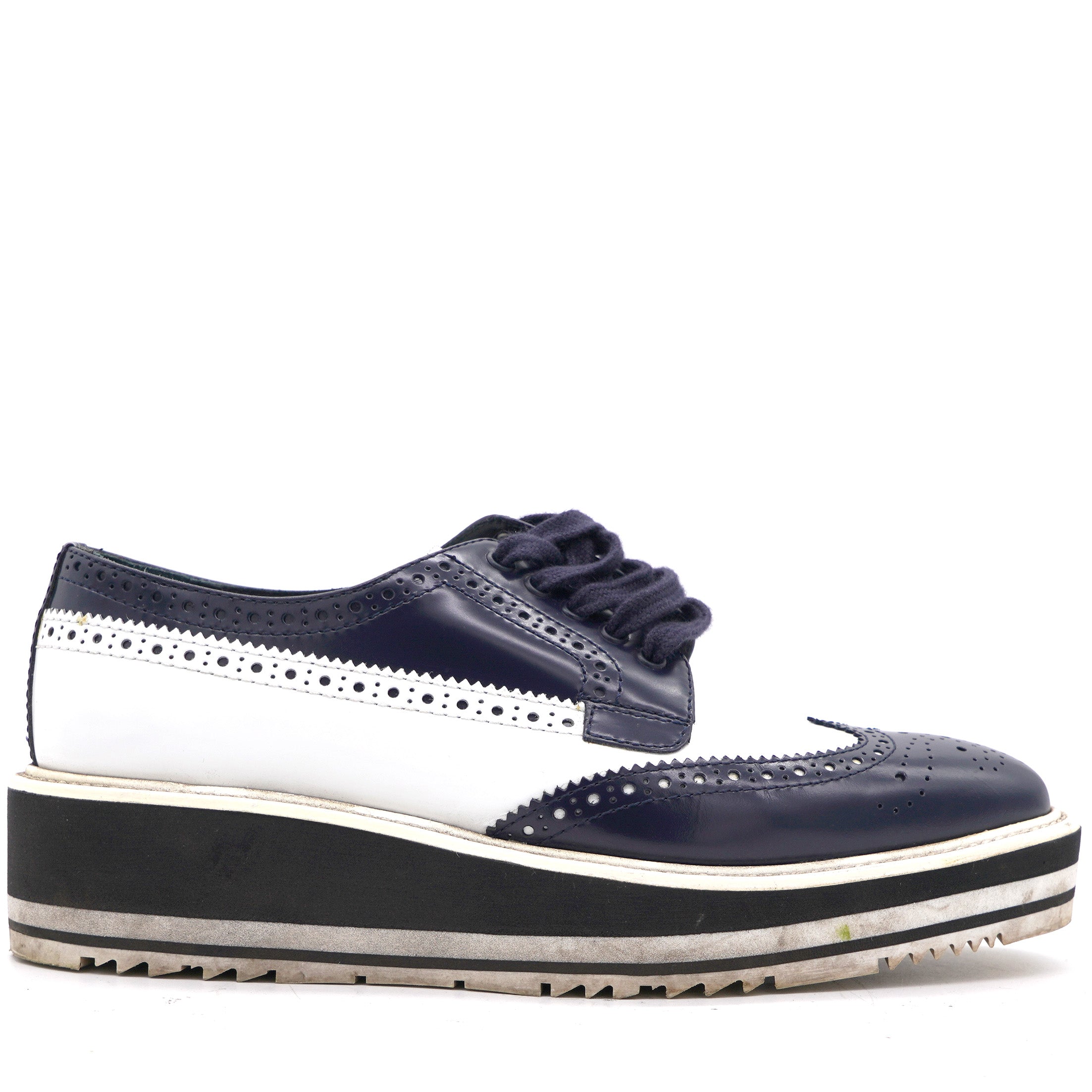 Image of Navy/White Leather Lace-Up Derby Shoe 37.5