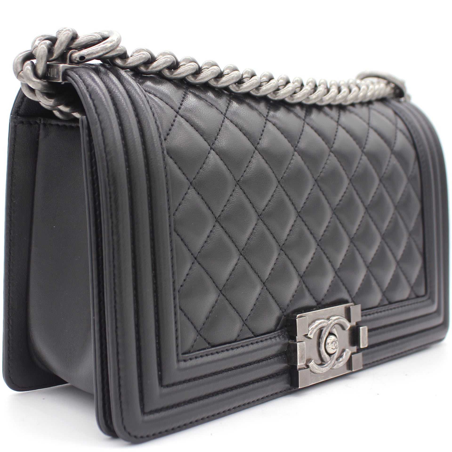 Large Boy Chanel Handbag, Calfskin Ruthenium-finish Metal, Black