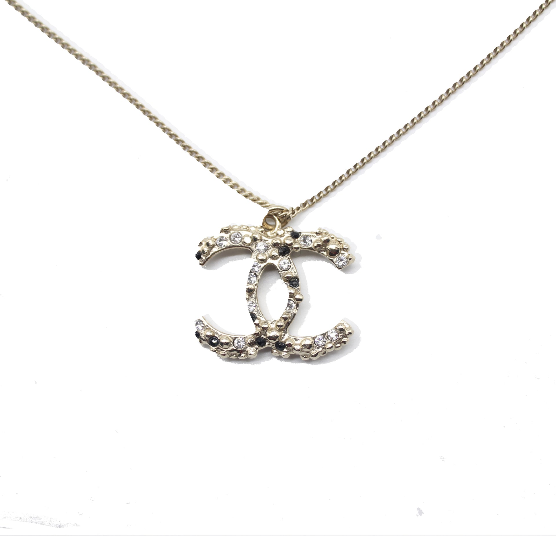 chanel necklace cc silver