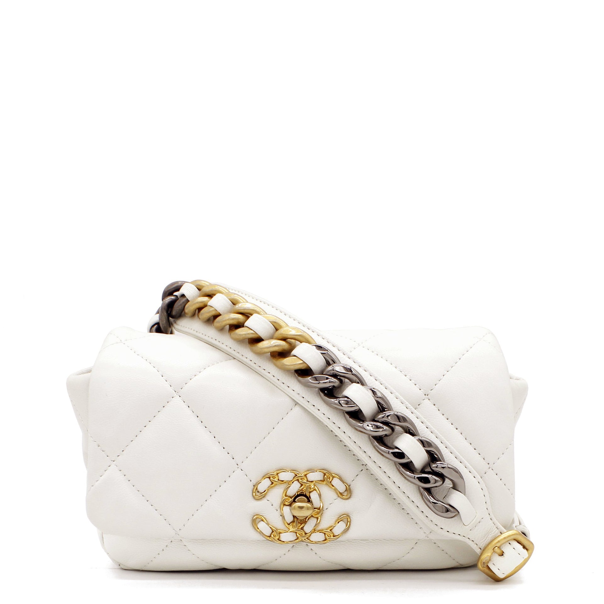 CHANEL White Crocodile Leather Belt Bag at 1stDibs  chanel white belt bag chanel  belt bag white white chanel belt bag