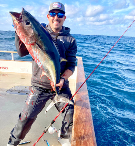 Slow Pitch Jigging Bluefin Tuna Pacific Ocean