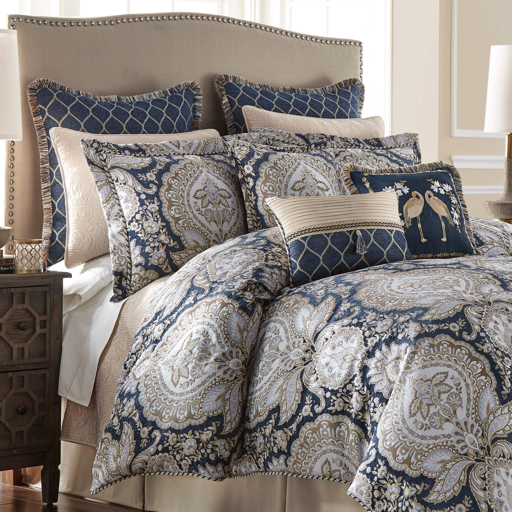 Valentina Comforter Set Croscill