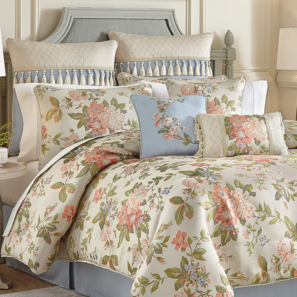 Carlotta Comforter Set Croscill