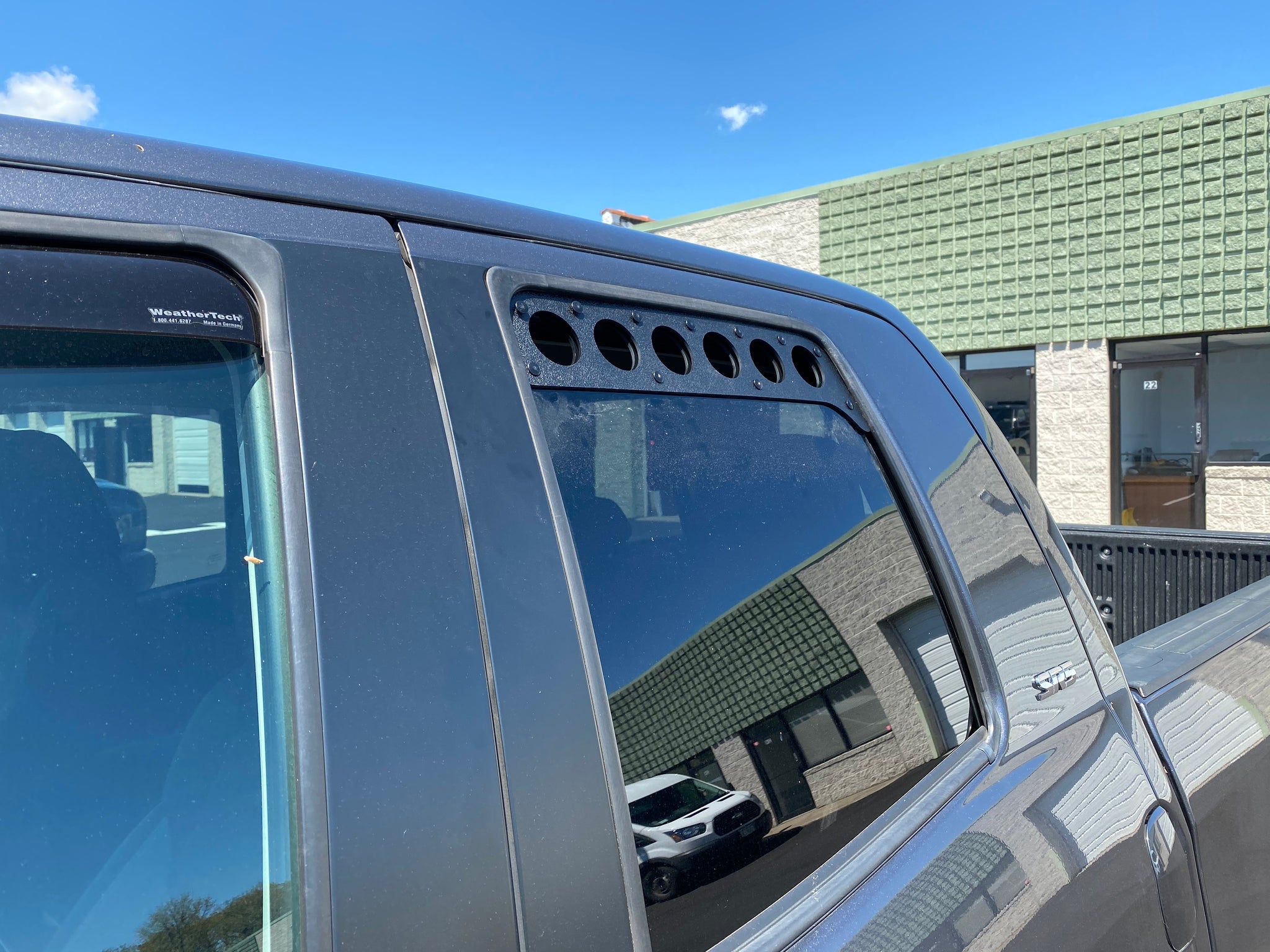 truck window vent