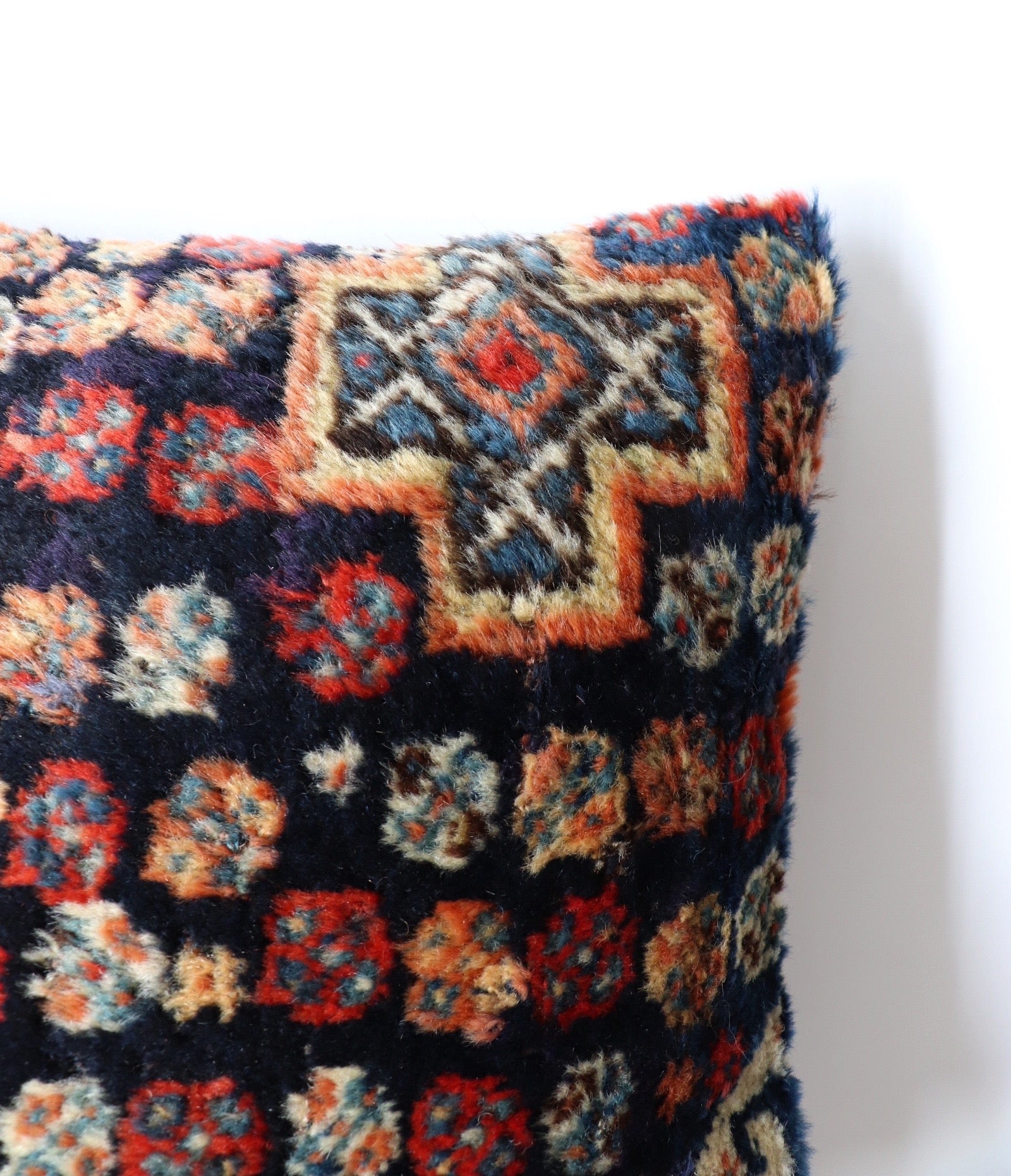 Persian pillow no. 112