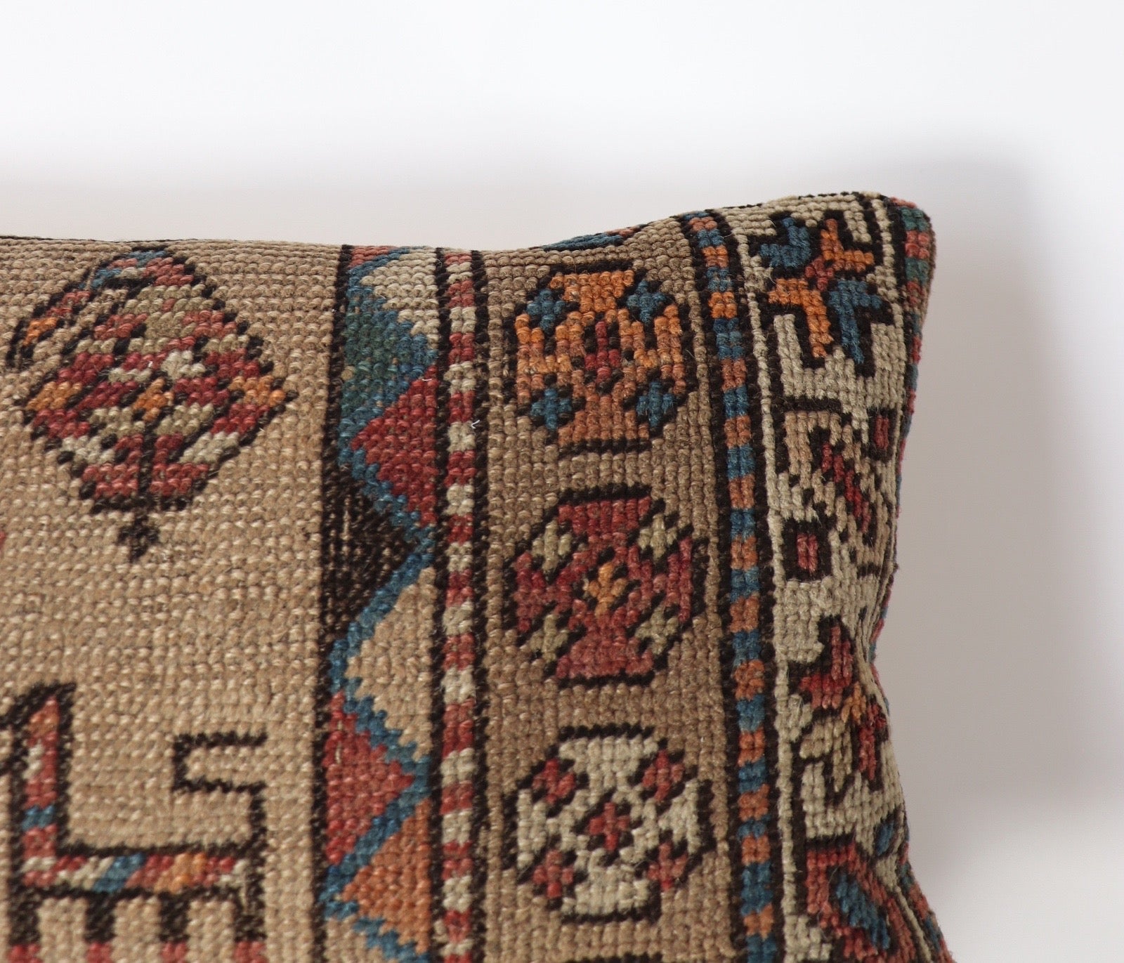 Persian pillow no. 304