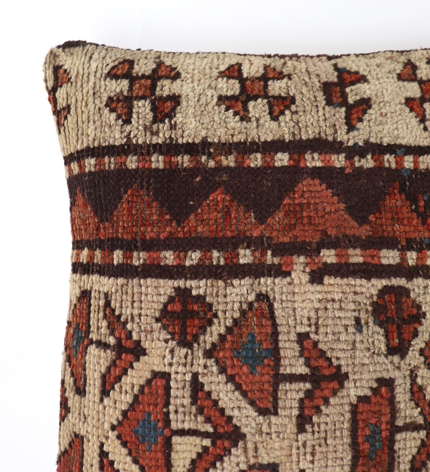 Caucasian pillow no. 207