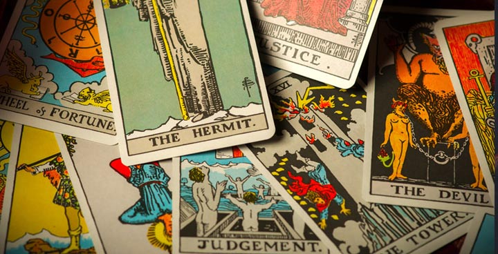 halloween traditional game Tarot Cards