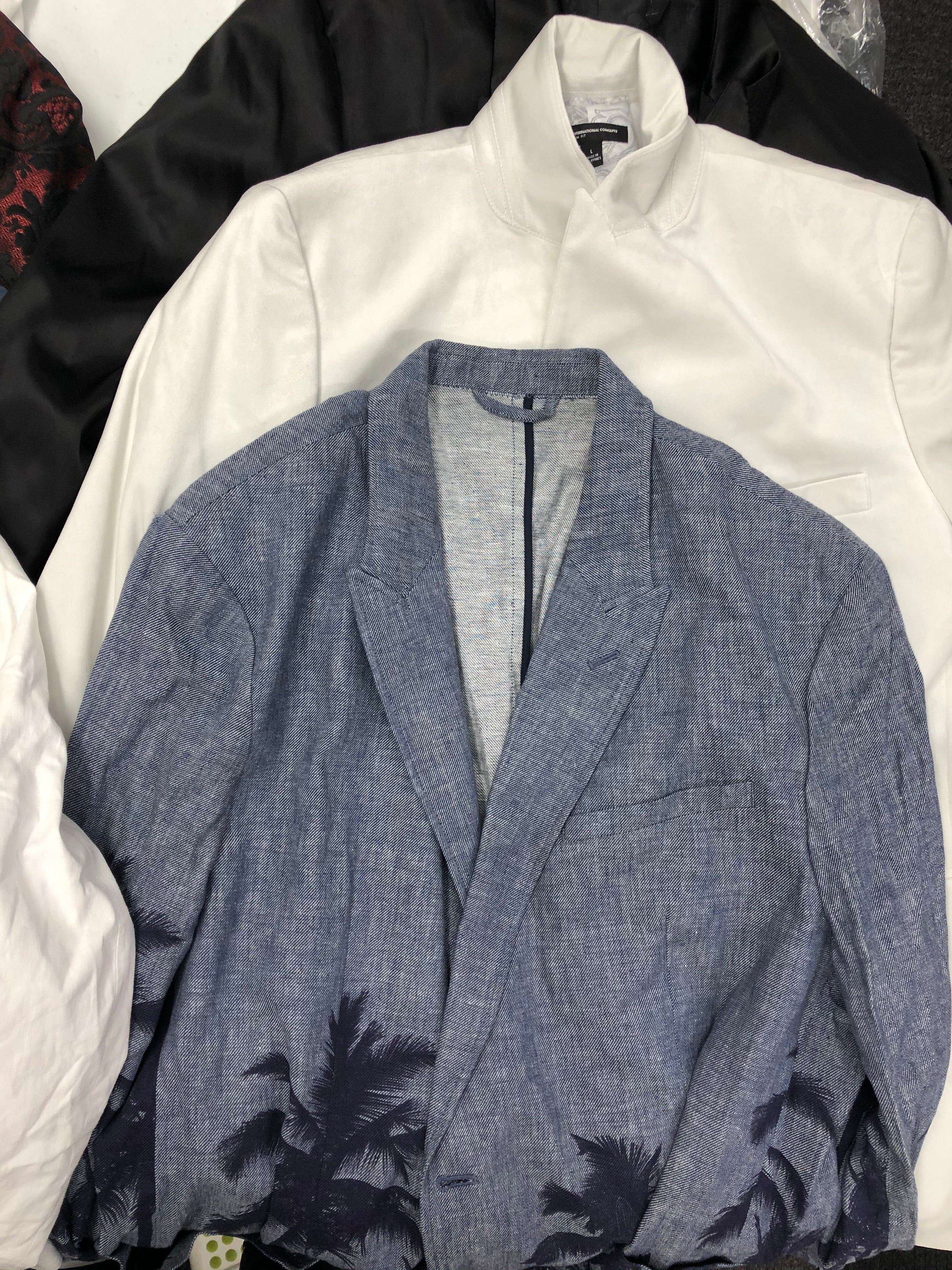 Men's Clothing SUITS/BLAZERS Wholesale Lot, INC, ALFANI, 8 Items, Shel -  BulkOrderUSA.com