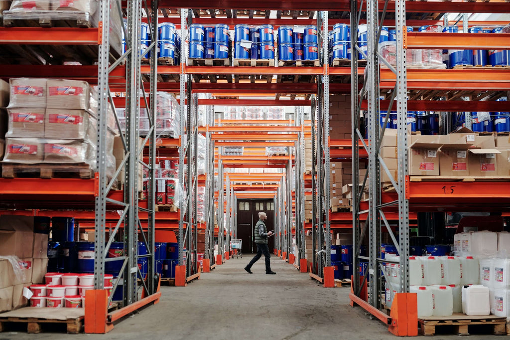 e-commerce inventory warehouse
