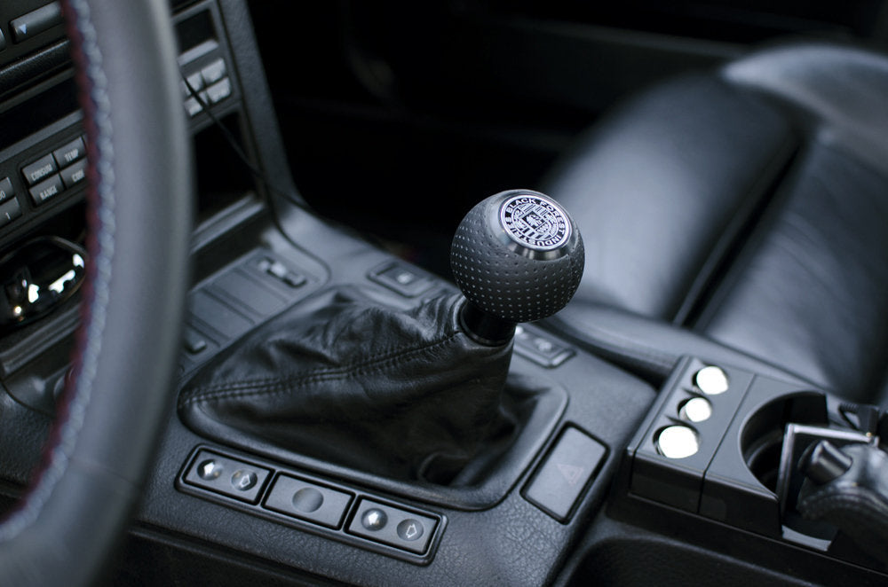 BFI Heavy Weight Shift Knob SCHWARZ - Air Leather (VW/Audi Fitment)