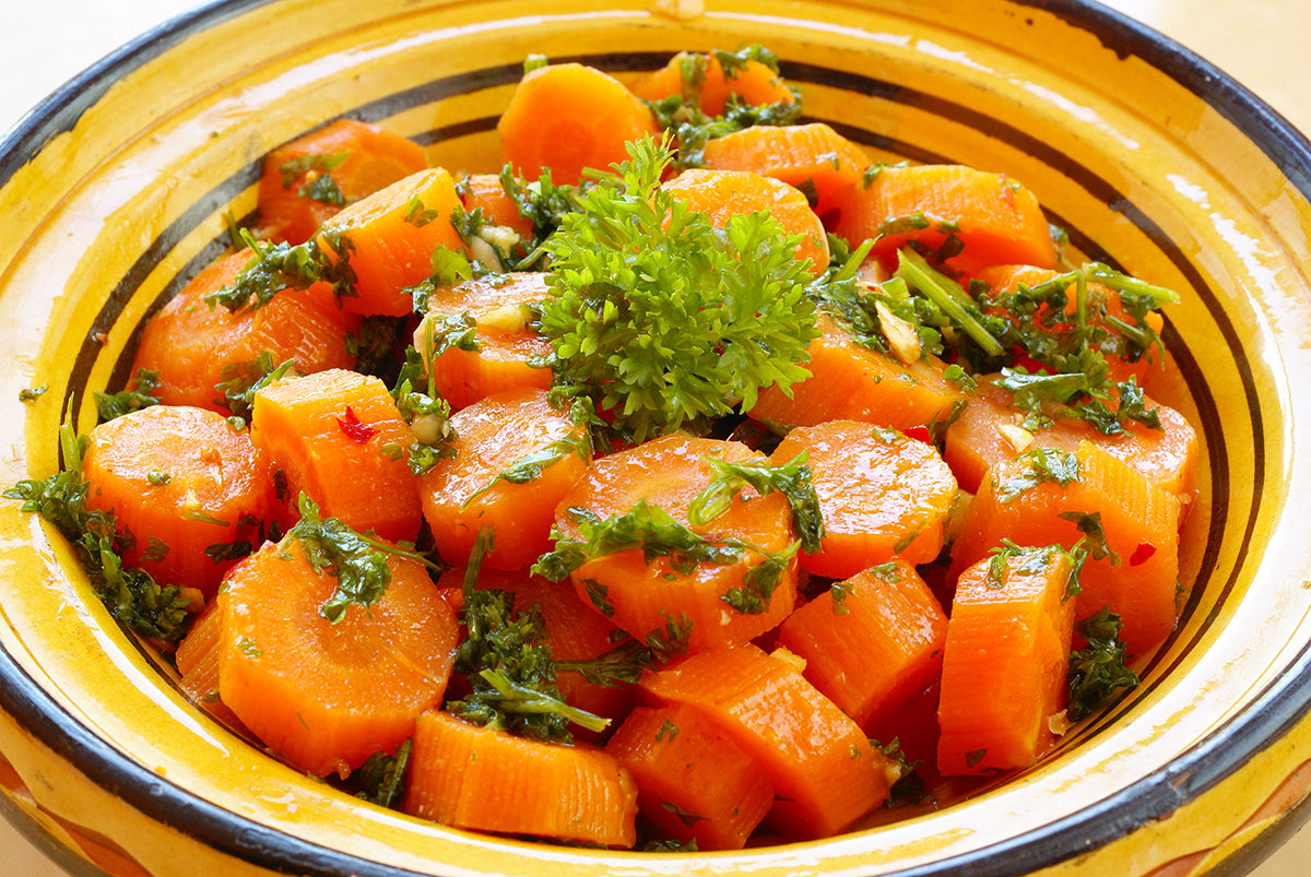 Овощи кипели. Тушеная морковь. Морковь припущенная. Постные овощные блюда. Припускание блюда из овощей.