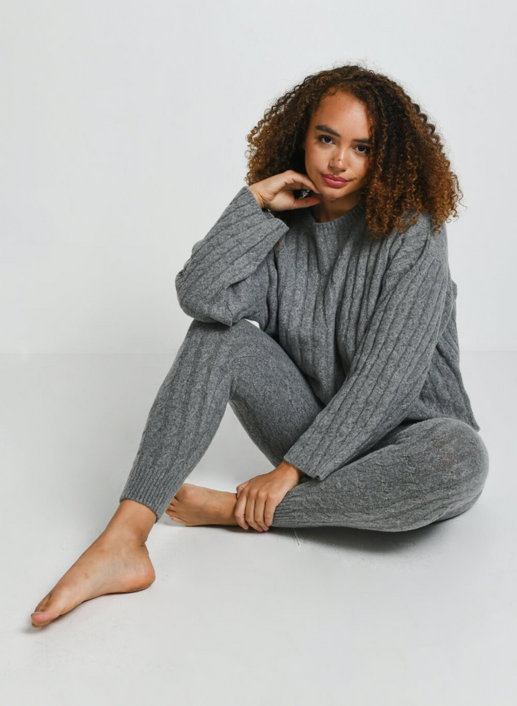 Model wears the Grey Cable Knit set.