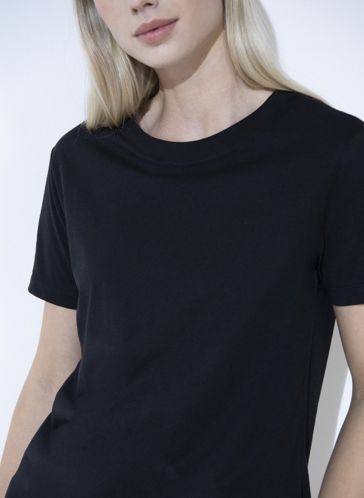 Model wearing the Black Everyday T-Shirt by LOVALL