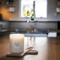 Premium UK candle in white glass, 2023