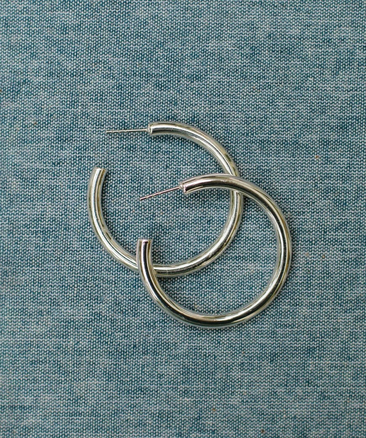 ESTONIA SILVER SHINY EARRINGS