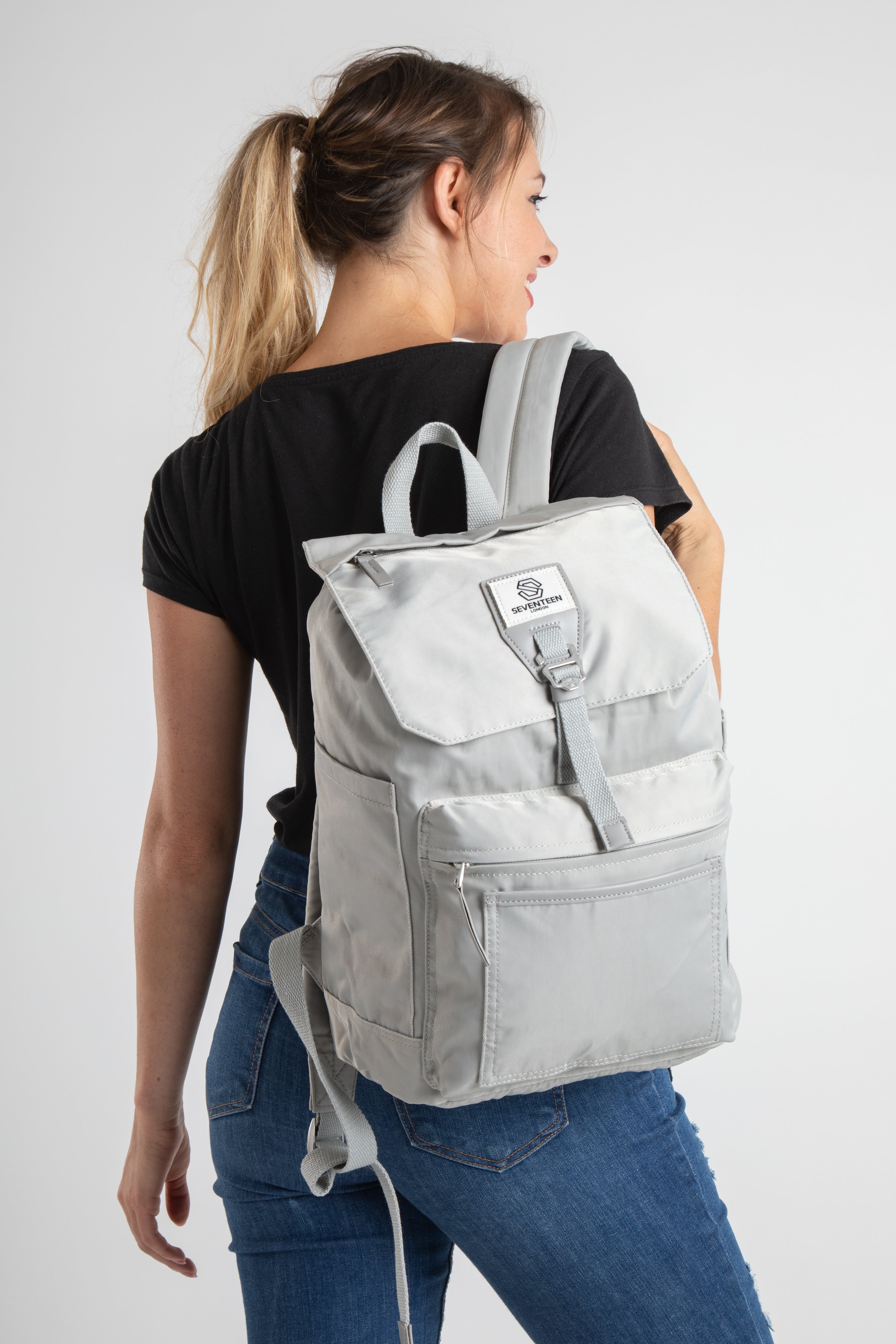 Classic Flap Backpack in Pebbled Green – Sseko Designs