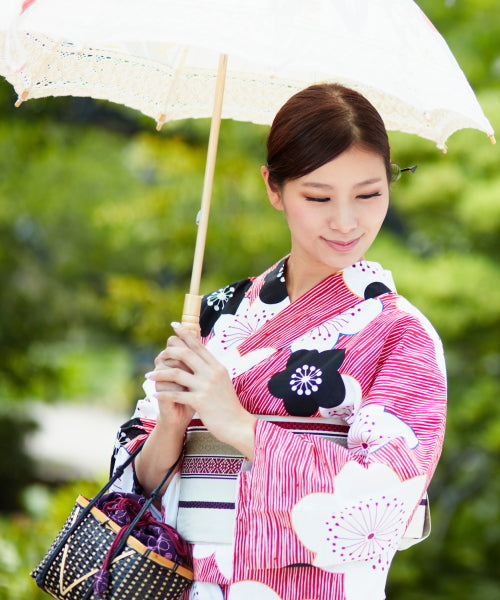 Yukata and jinbei: dressing for summer