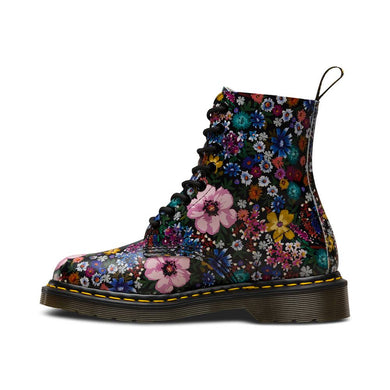 dr martens 1461 wanderlust