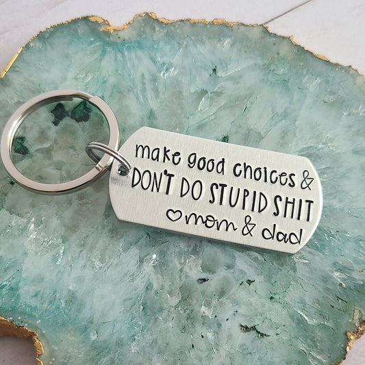 Funny Gift for Your Kids. Don't Do Stupid Shit Love Mom, Gift From Mom,  Gift for Teenagers, 1st Car Key Chain, Drivers License Gift for Son