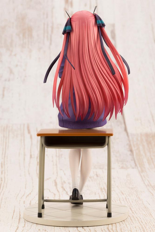 The Quintessential Quintuplets - Nino Nakano 1/8 Scale Figure