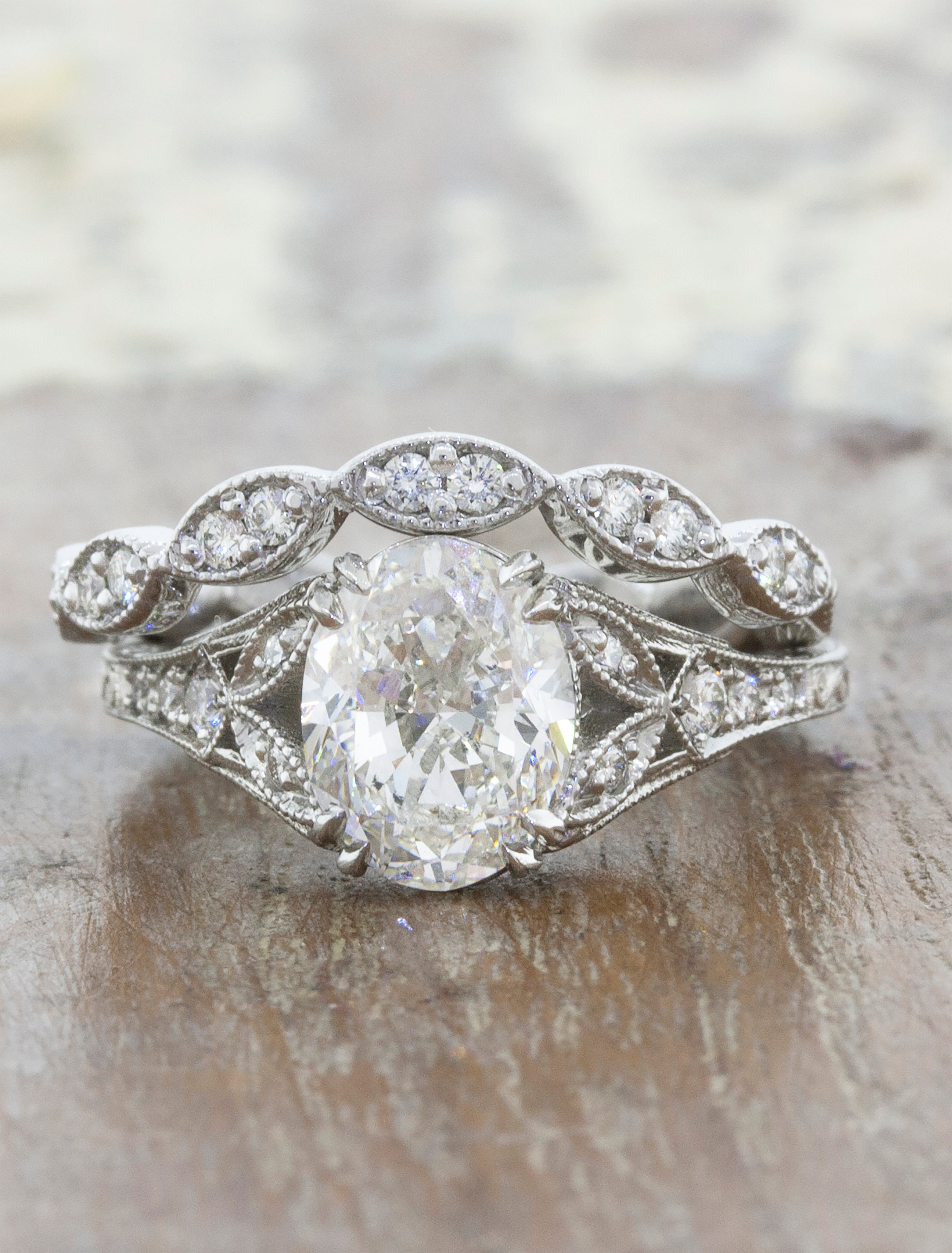 Natali Intricate VintageInspired Curved Wedding Ring