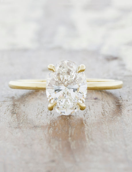 Florina Oval: Oval Solitaire Engagement Ring with a Thin Band | Ken ...
