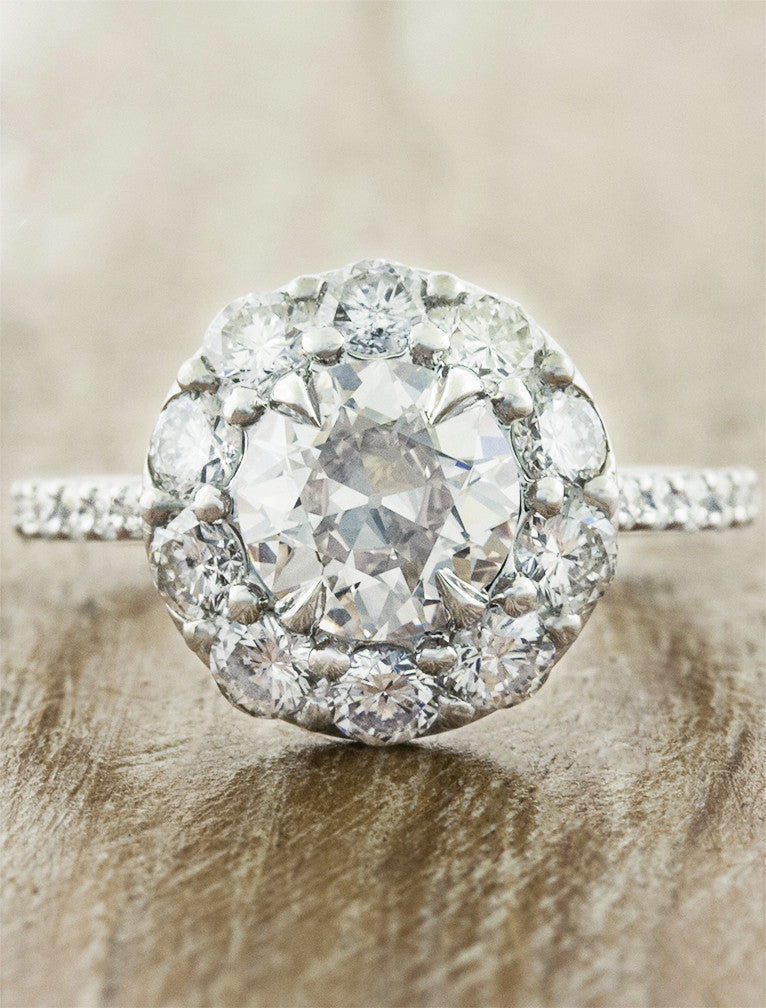 Unique Vintage Engagement Ring Settings 4
