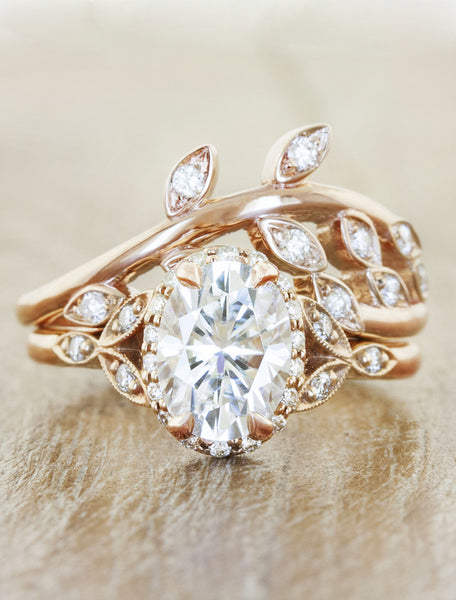 Leaf Diamond Wedding Band 