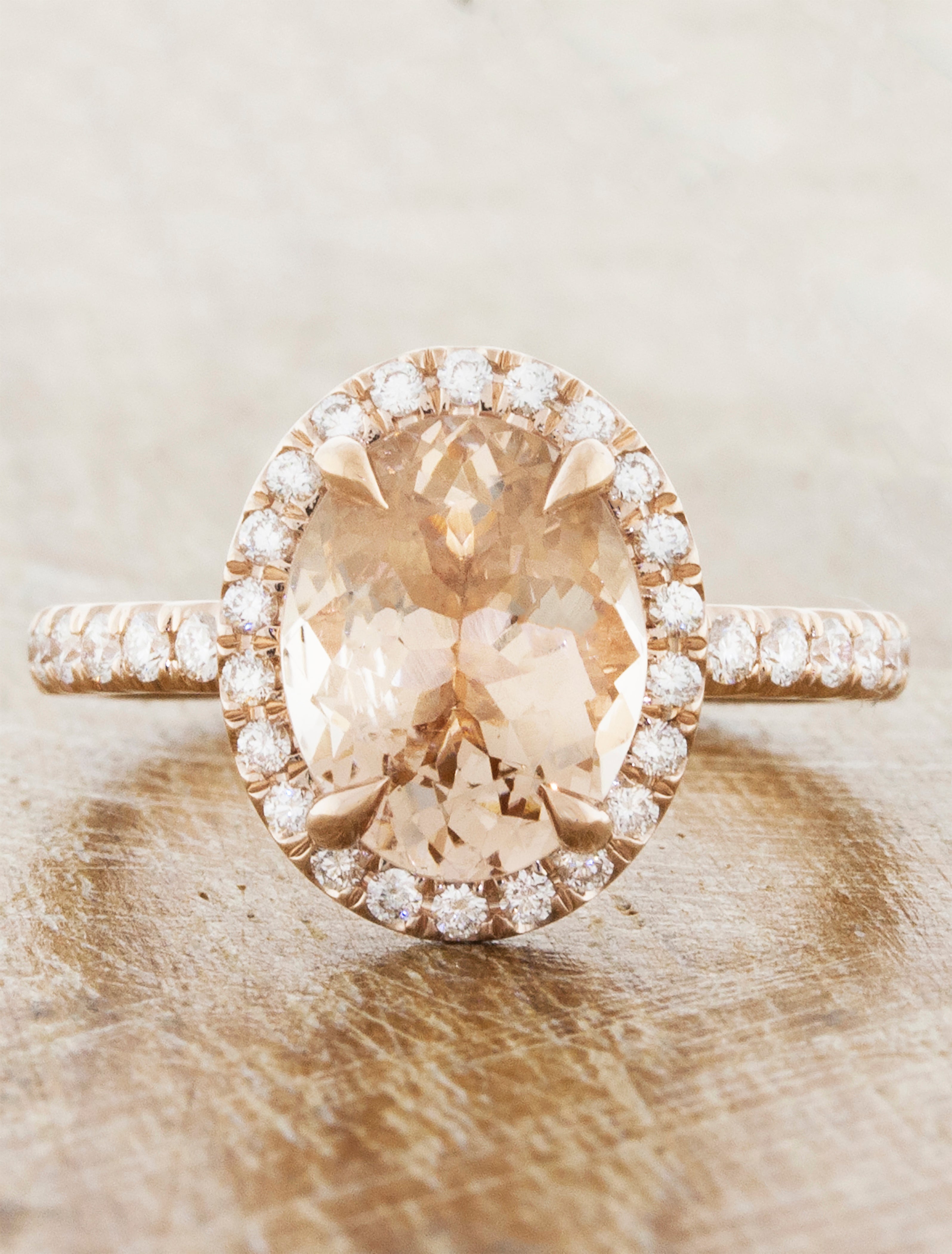 46 Colored Engagement Rings That Stand Out on Your Hand