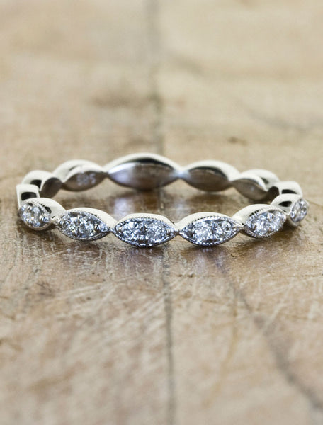 Avalis: Zig Zag Diamond Eternity Wedding Band