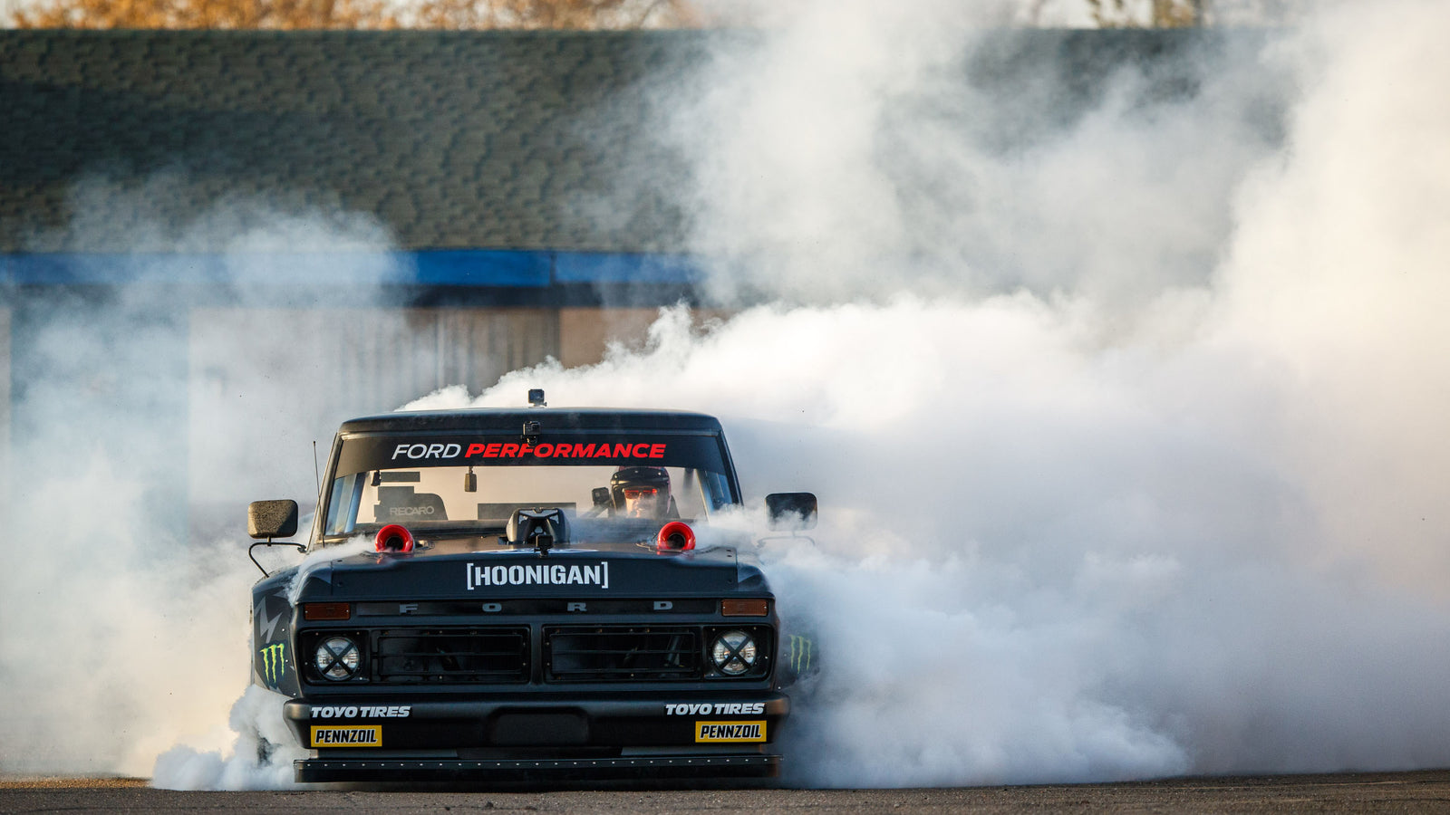 HOONIGAN Lada